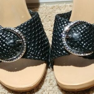 BEBE Size 6 heels